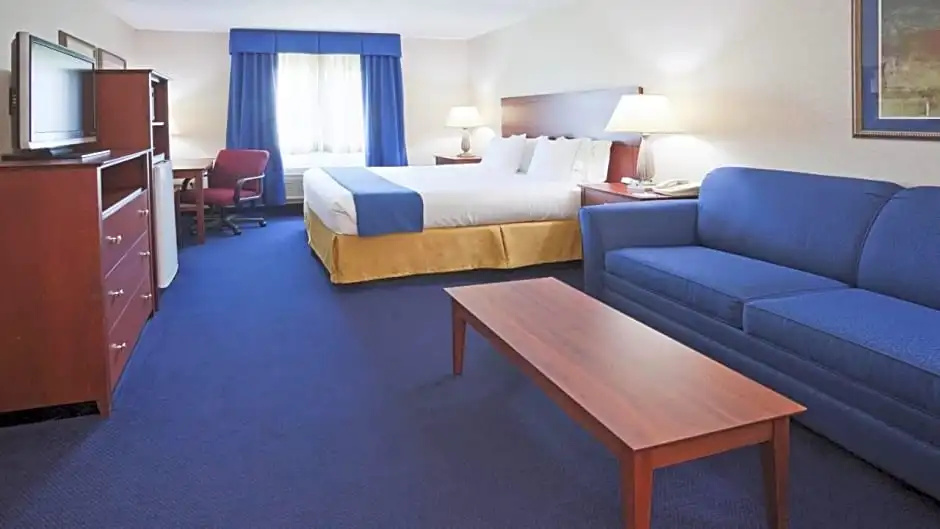 Quadruple Suite