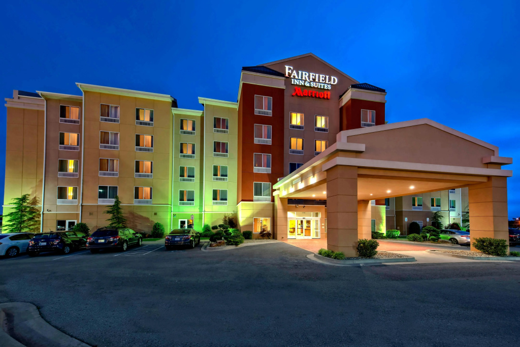Fairfield Inn & Suites by Marriott Oklahoma City-Warr Acres