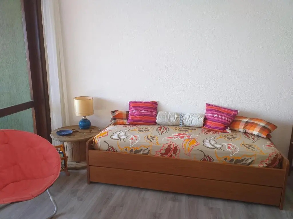 1 Bedroom Apartment with balcony and with lake view