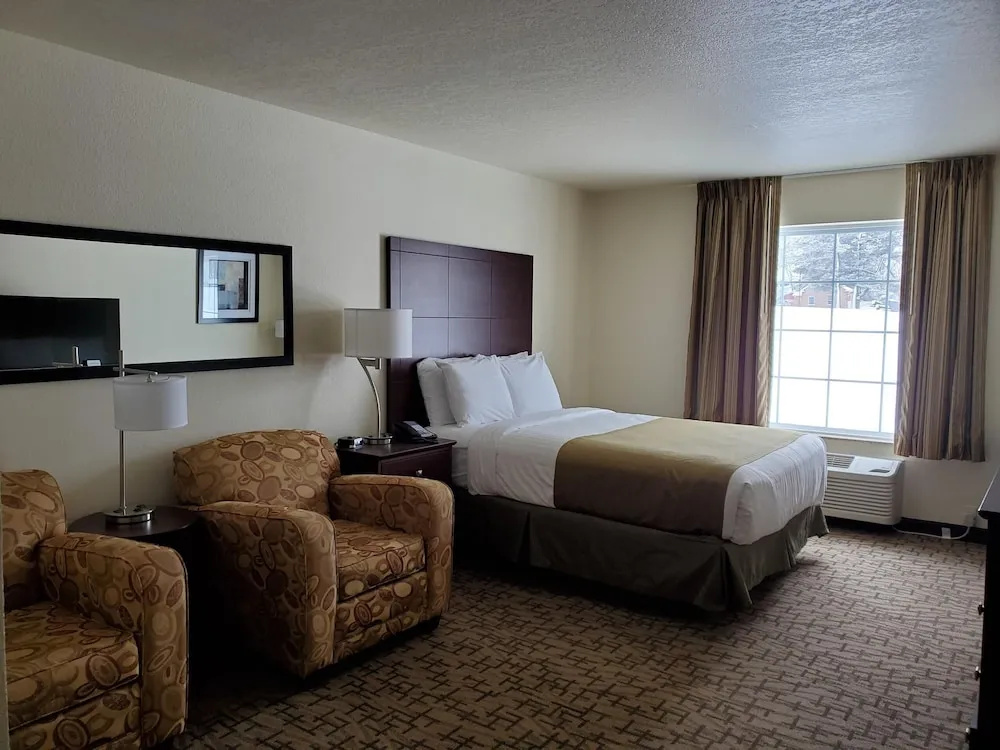 Double Suite (full double bed)