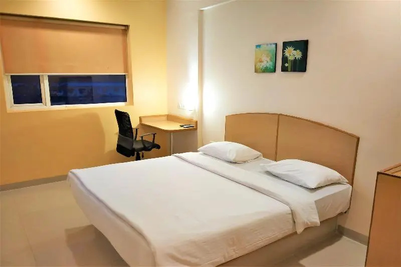 Luxury Double room (full double bed)