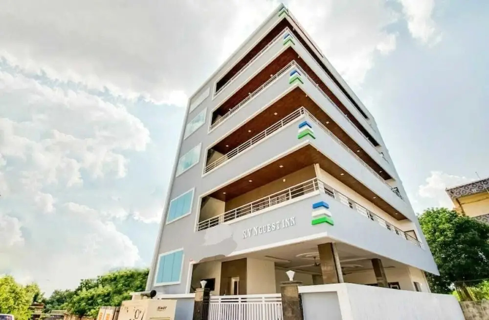 RVN Grand, Nellore