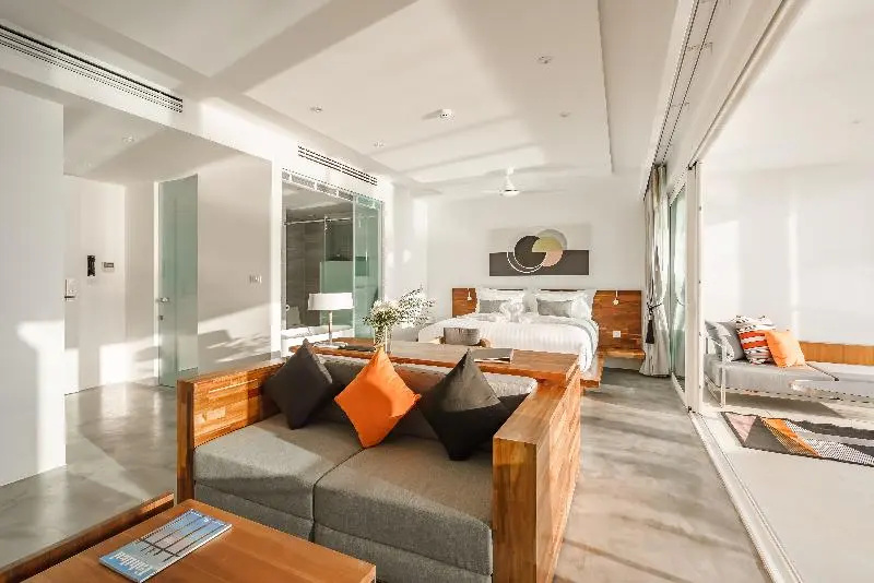 Deluxe Suite with balcony and with ocean view