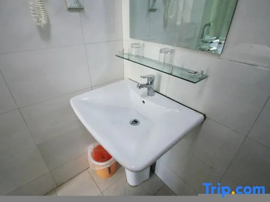 Pebble Motel (Shanghai South Wanping Road）