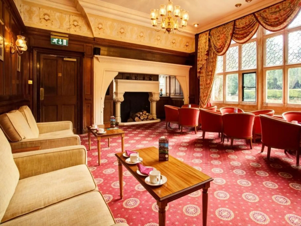 Best Western Plus Grim's Dyke Hotel - 5