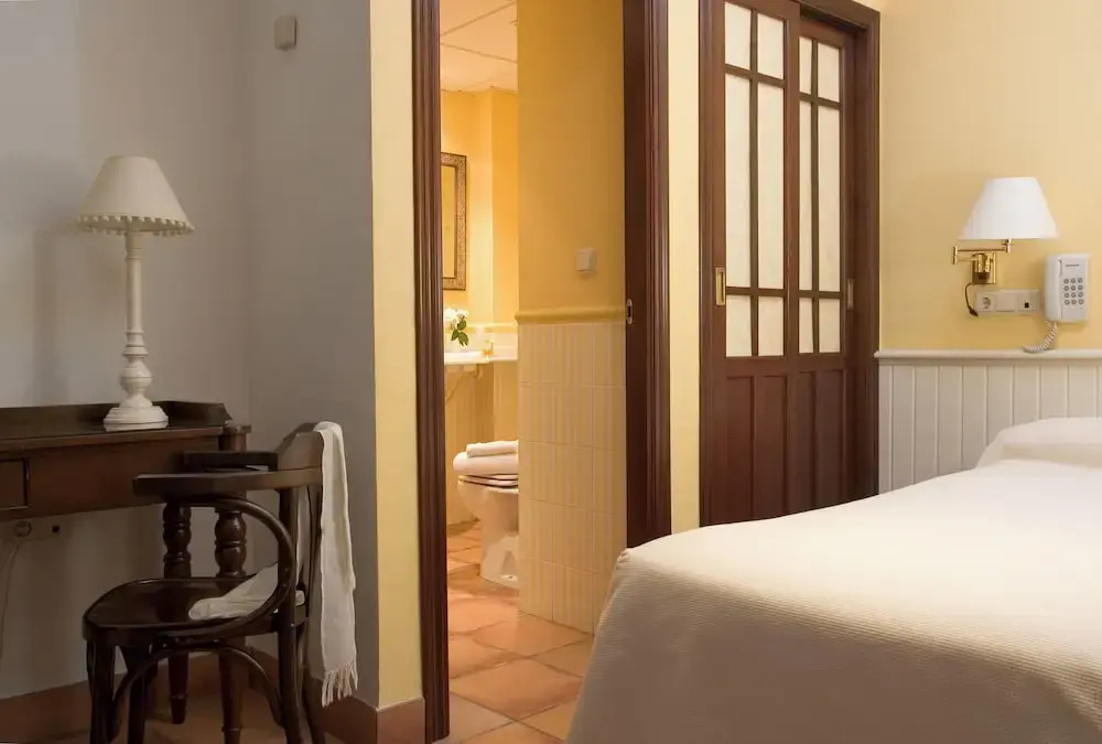 Standard Single room (single bed)