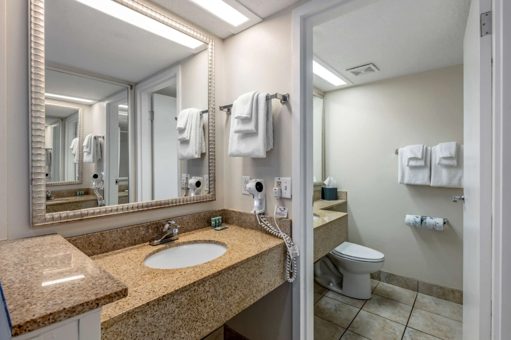 Best Western Cocoa Beach - Port Canaveral - Chambres