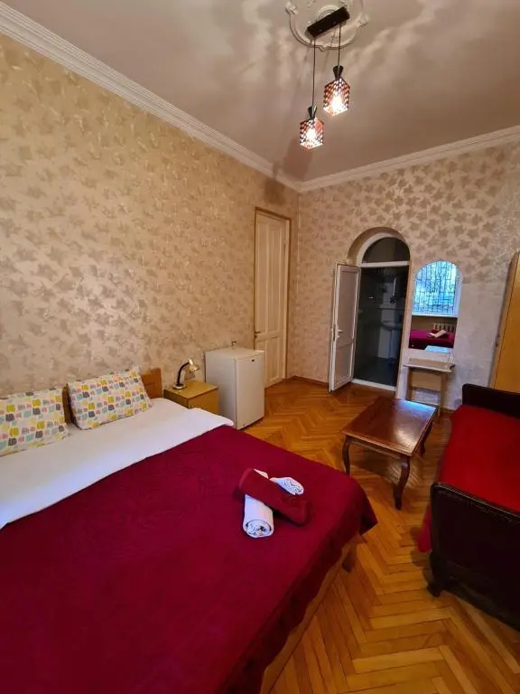 Economy room