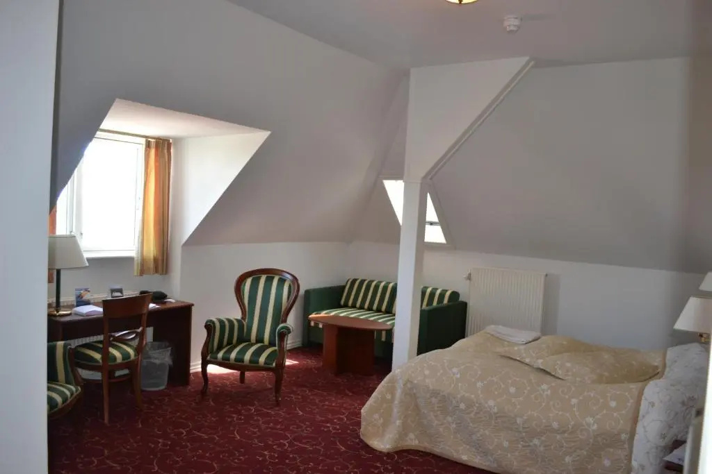 Standard Family room