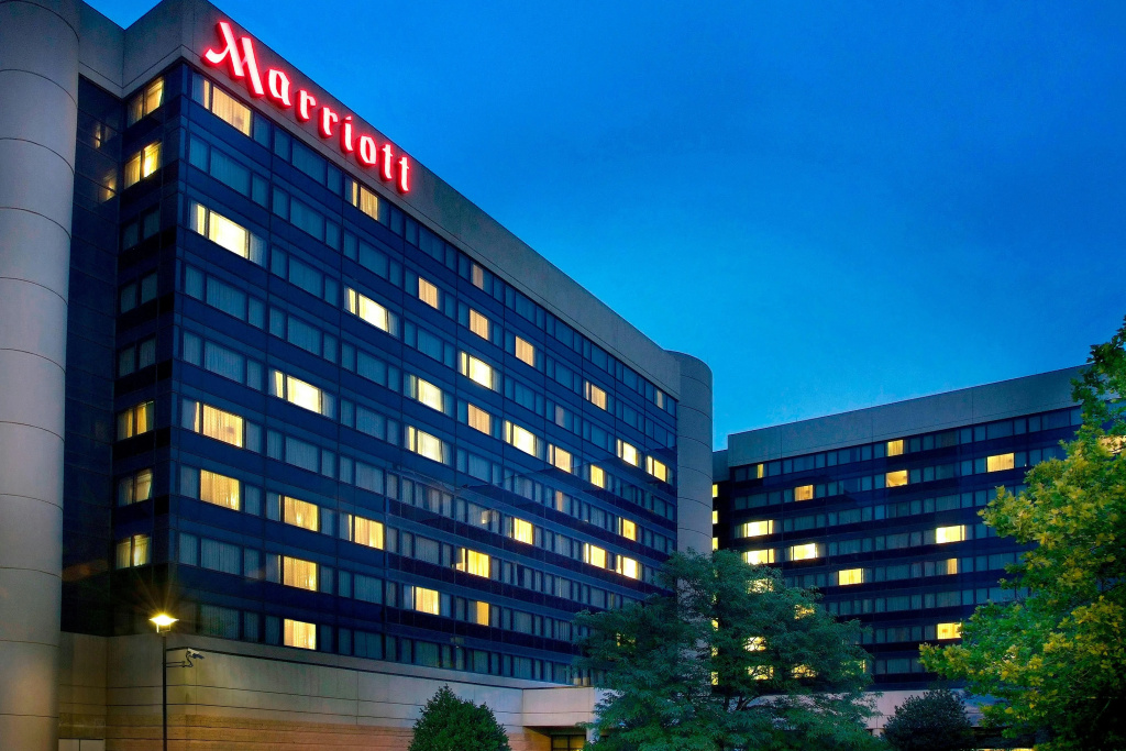 Newark Liberty International Airport Marriott — фото