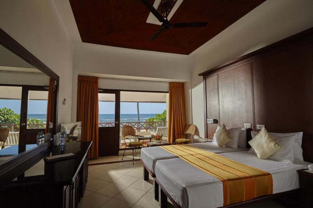 Coral Sands Hotel