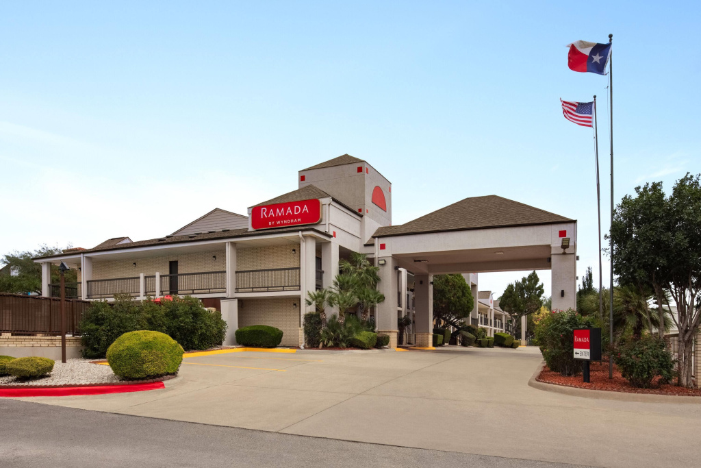 Ramada by Wyndham San Antonio Near SeaWorld/Lackland AFB