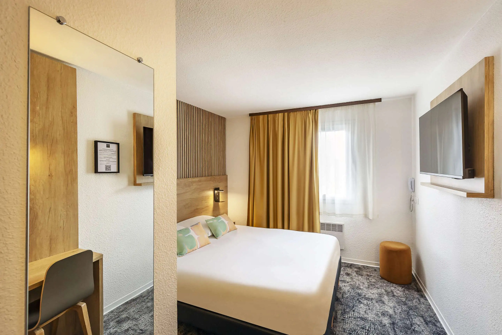 Comfort room