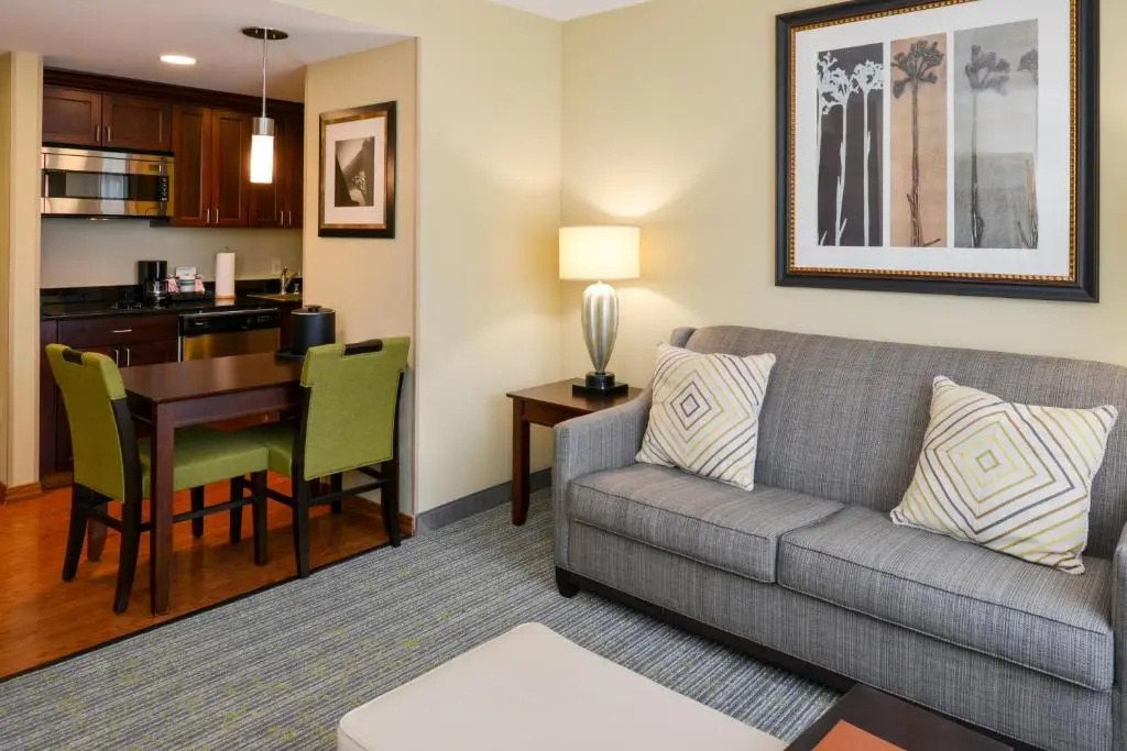 Homewood Suites by Hilton Fresno - Chambres