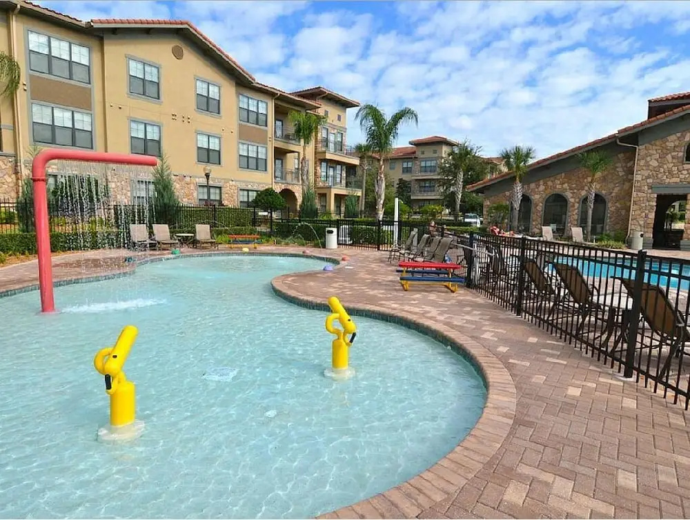 Superb 2Bed Bella Piazza Condo Nr Disney