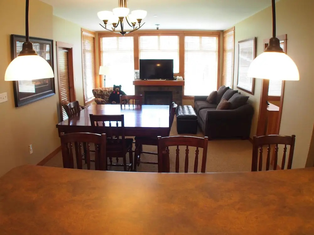 Settlers Crossing #62 By Bear Country - фото 3