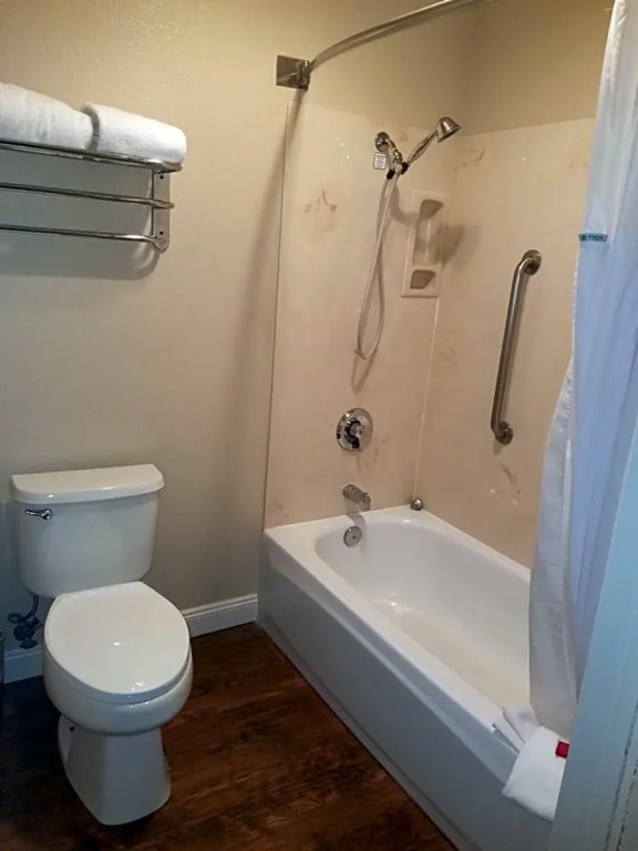 Double Studio (full double bed)
