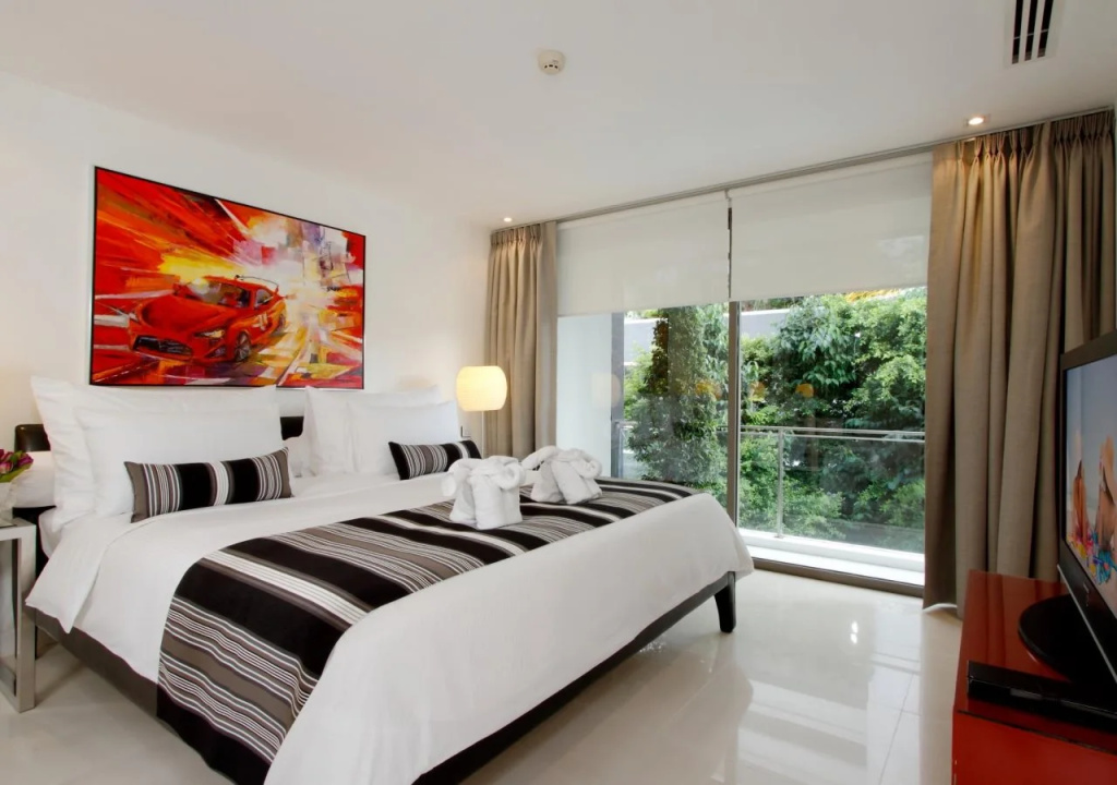 BYD Lofts Boutique Hotel & Serviced Apartments - Patong Beach, Phuket — фото