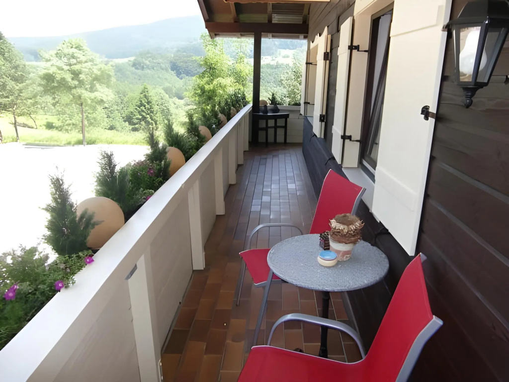 Balcony & Terrace