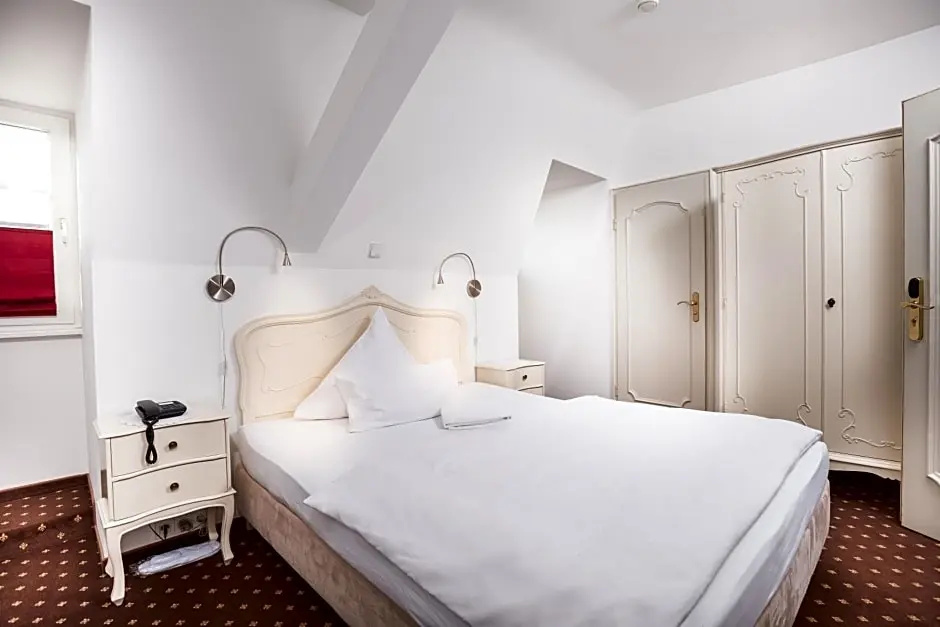Hotel Einhorn - Chambres