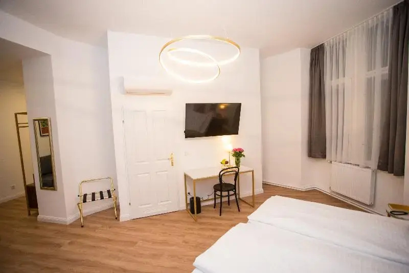 Standard Junior Suite