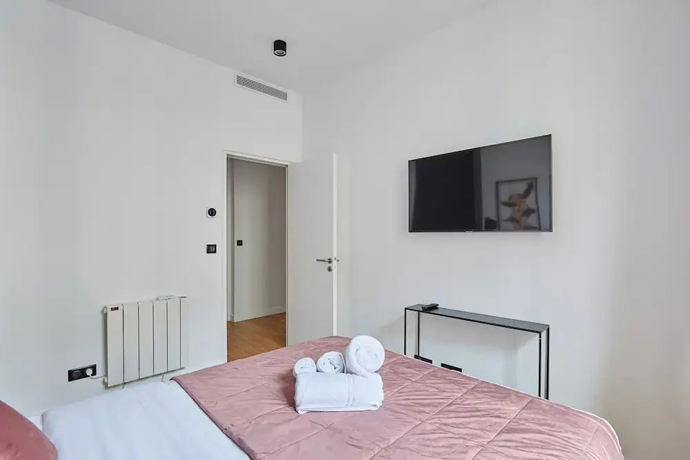 Magnificent New Apartment Beaubourg/le Marais — фото