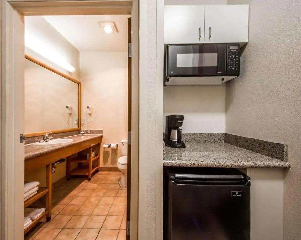 Comfort Inn & Suites Oakland - Général