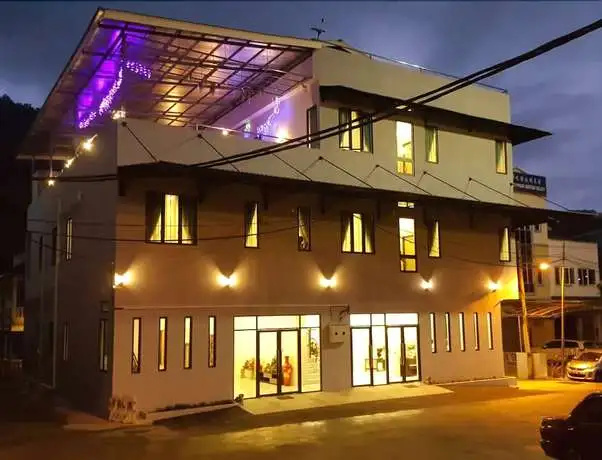 Cameronia Hotel