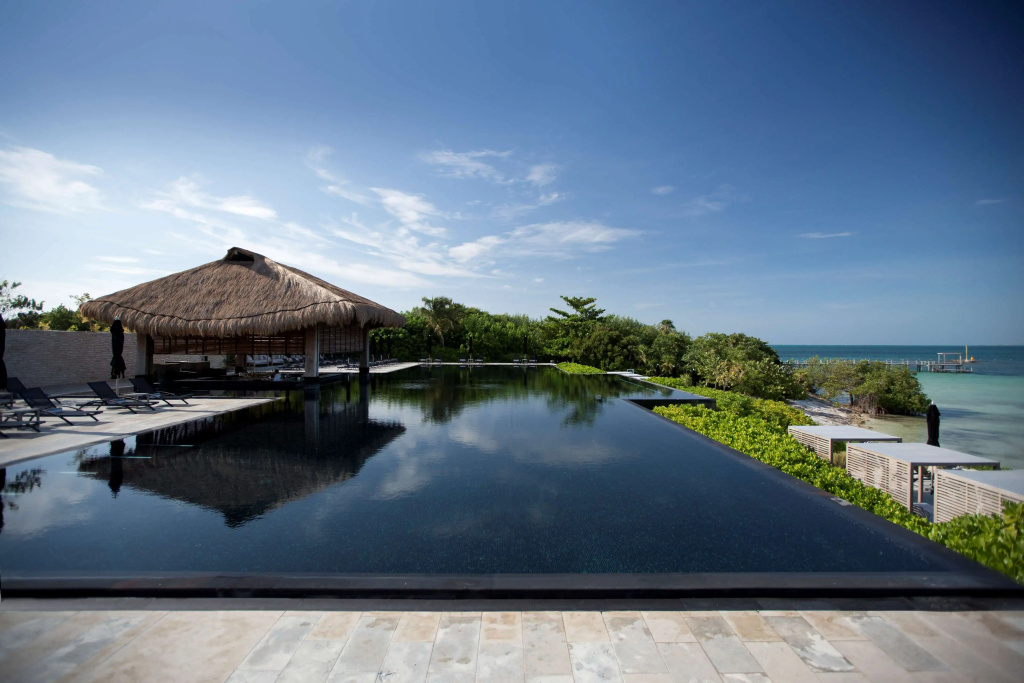 NIZUC Resort and Spa