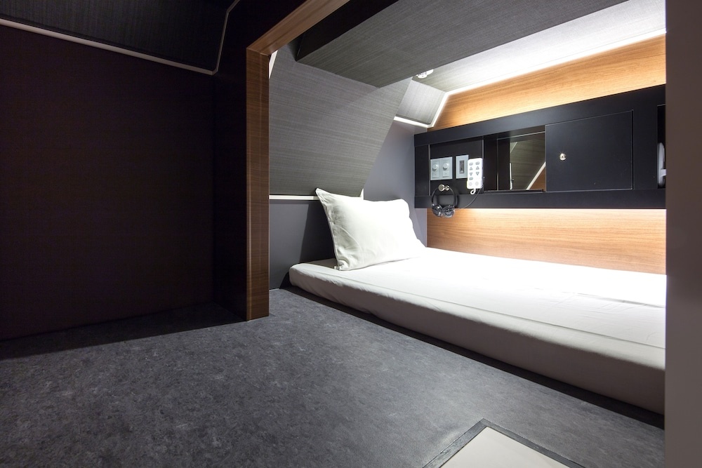 commun SHIBUYA - Caters to Men 사진 5