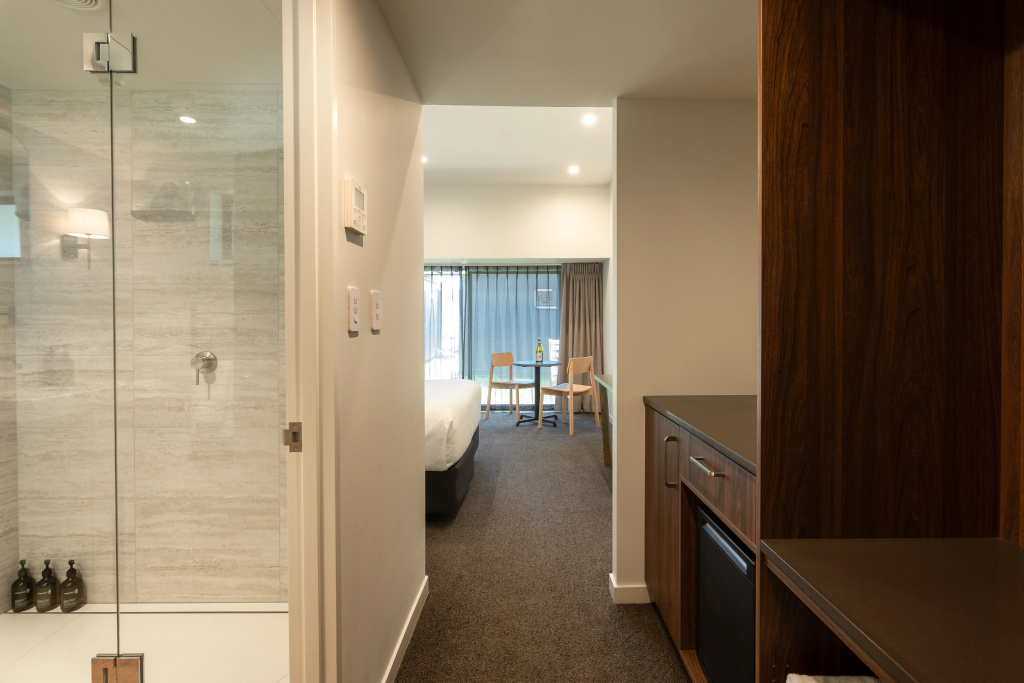 Edgewater — 5