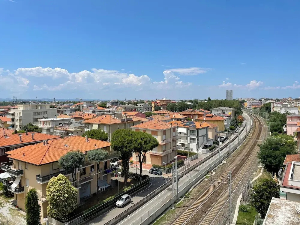 Classic Double room with balcony and with courtyard view (full double bed)
