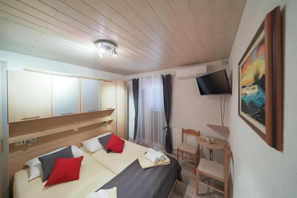 Lanterna Rooms - Chambres