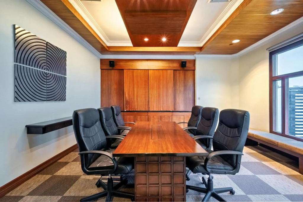 Waterfront Cebu City Hotel & Casino - фото 19