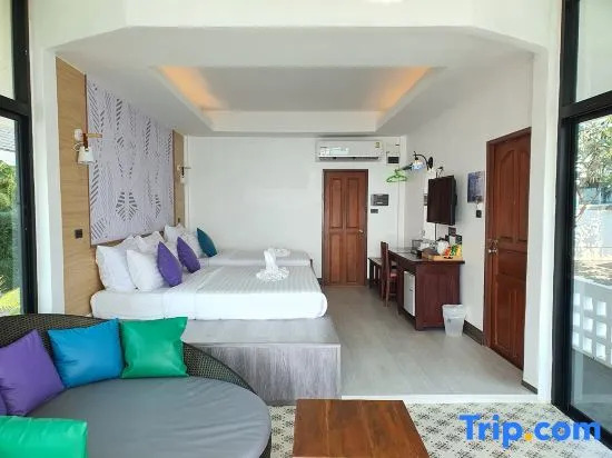 Вилла в Rattana Pura Beach Resort
