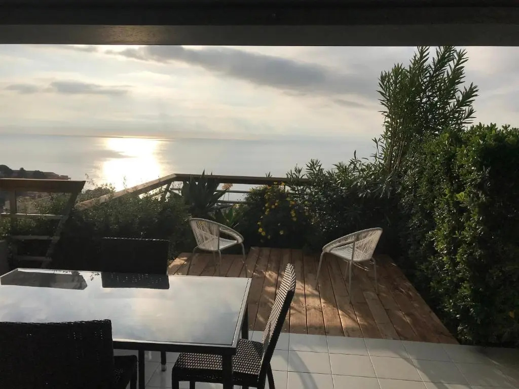 Costa Plana Collection