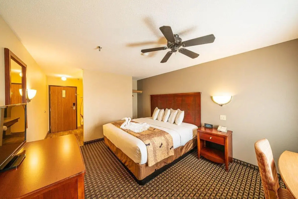 Alpine Inn & Suites — фото 3