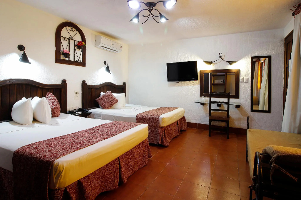 Standard Double room (full double bed)