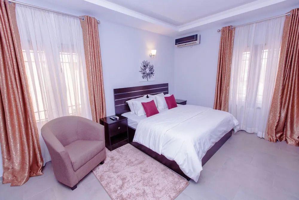 Tenny's Place Apartments - фото 3