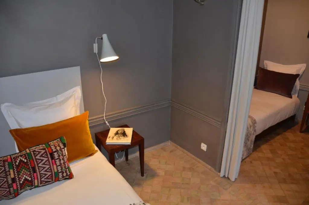 Comfort room