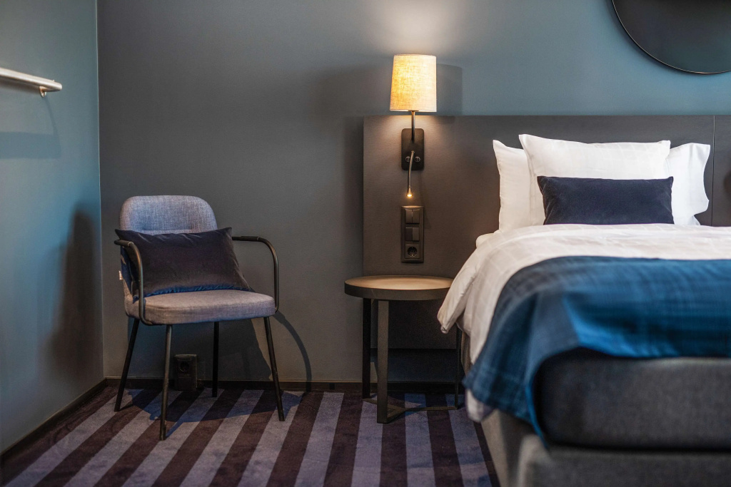 Standard Double room (full double bed)