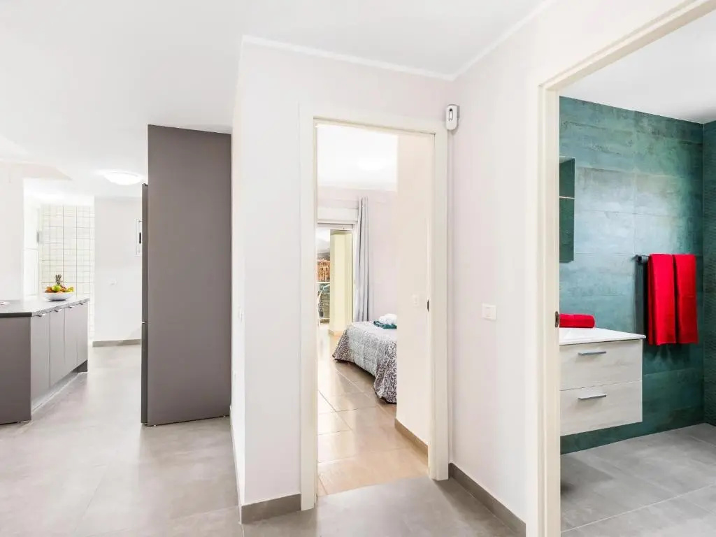 A31 Amazing 2 bedroom with terrace and Pool