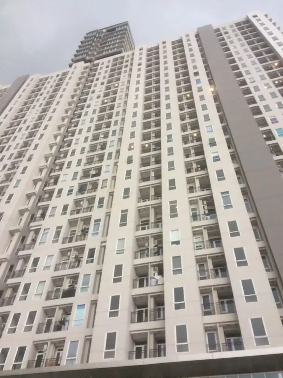 Exclusive 2BR Apartment at Elpis Residence