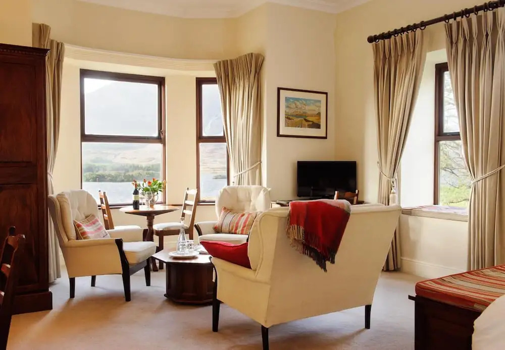 Lough Inagh Lodge by null