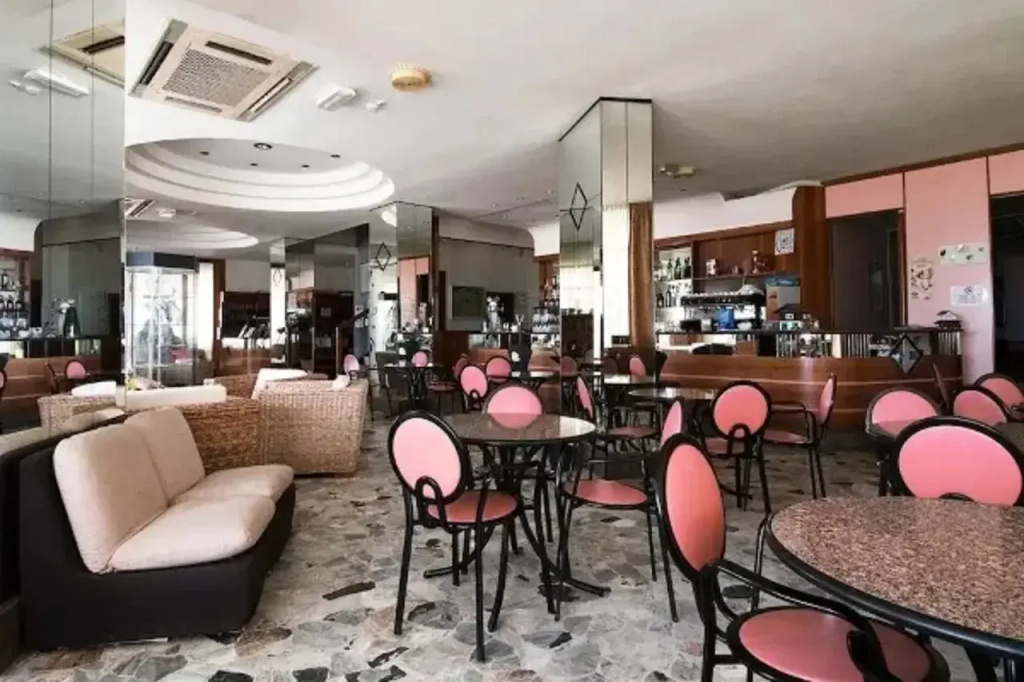 Hotel photo 10