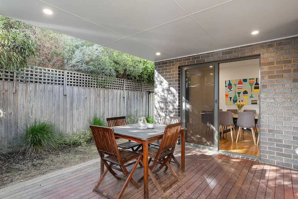 TORQUAY Family Home Close to Beach & Shops