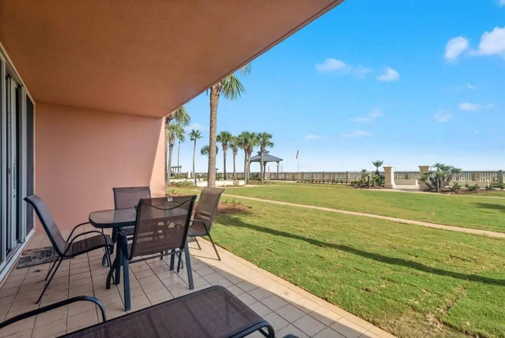 Doral 103 - Charming Beachfront / Ground Floor Condo!