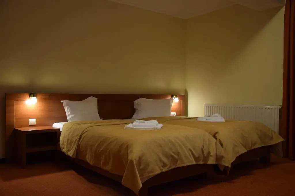 Standard Double room with balcony (full double bed)
