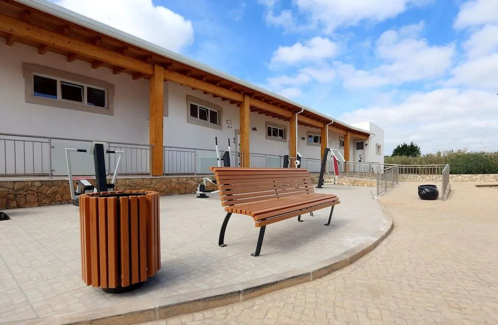 Sagres Sun Stay - Surf Camp & Hostel