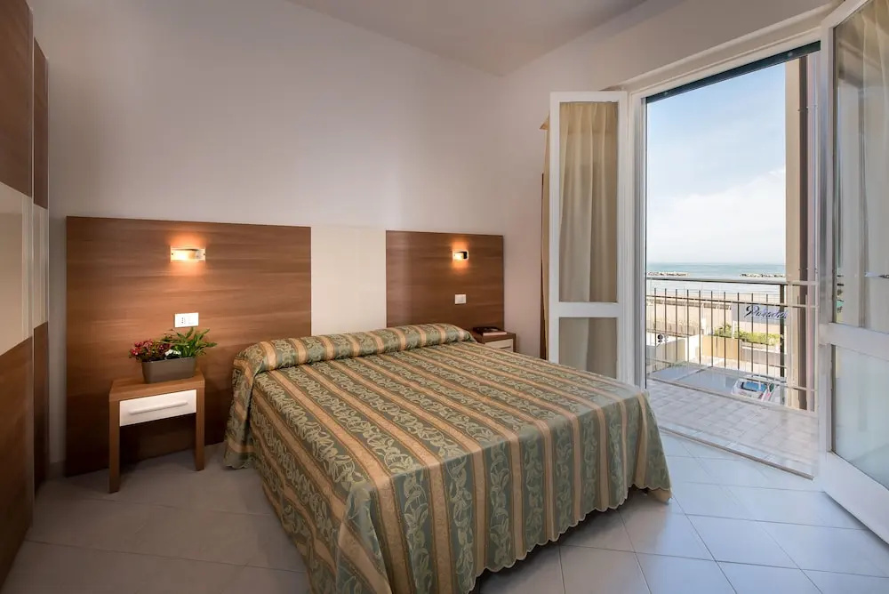 1 Bedroom Comfort Triple room with balcony and oceanfront